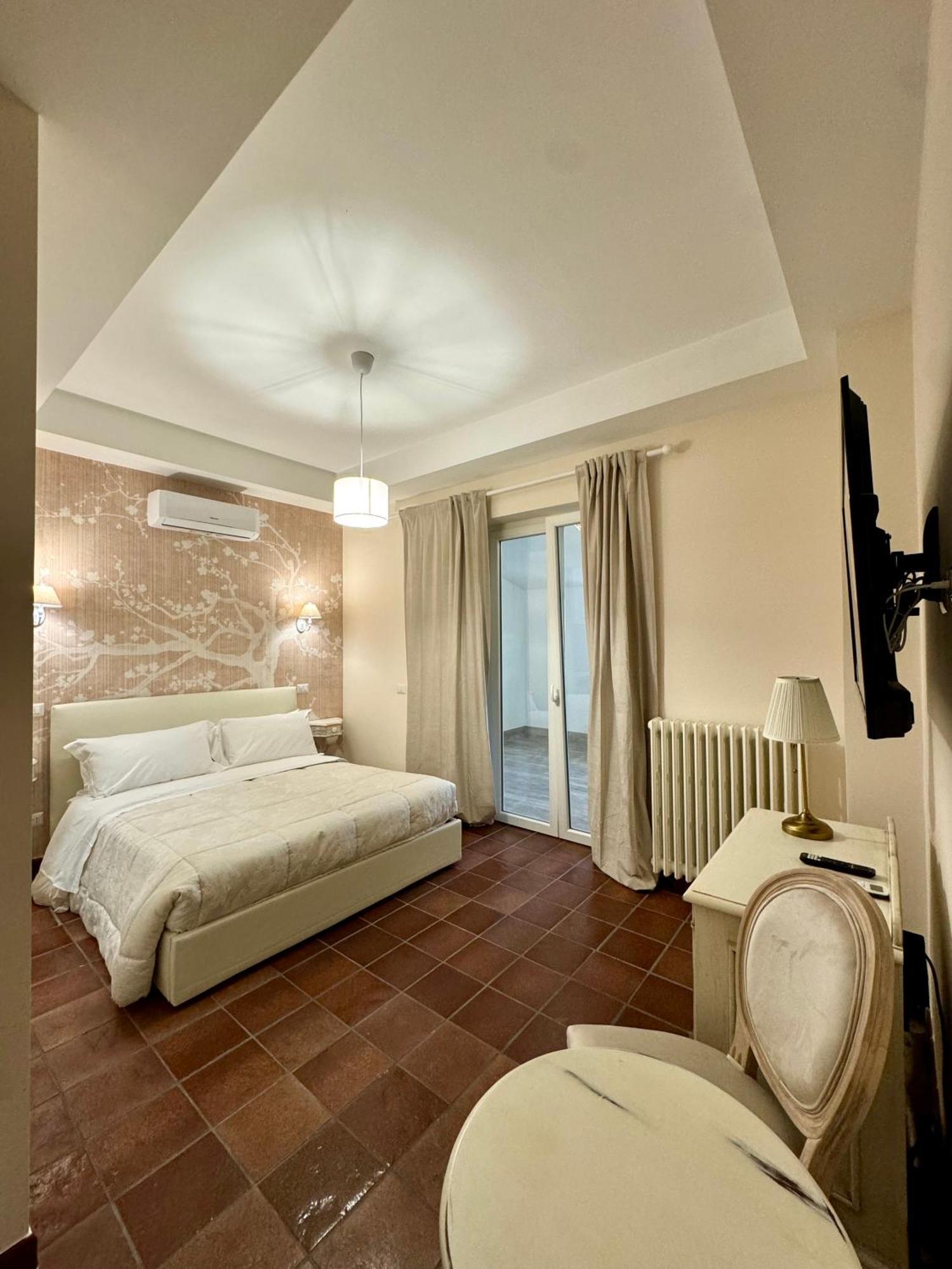 La Magnolia 140 Hotel Fiumicino Luaran gambar